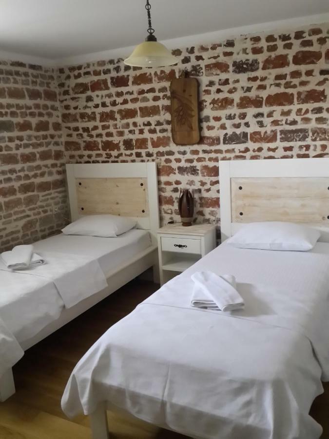 Ayvalı Gizemli Konak מראה חיצוני תמונה