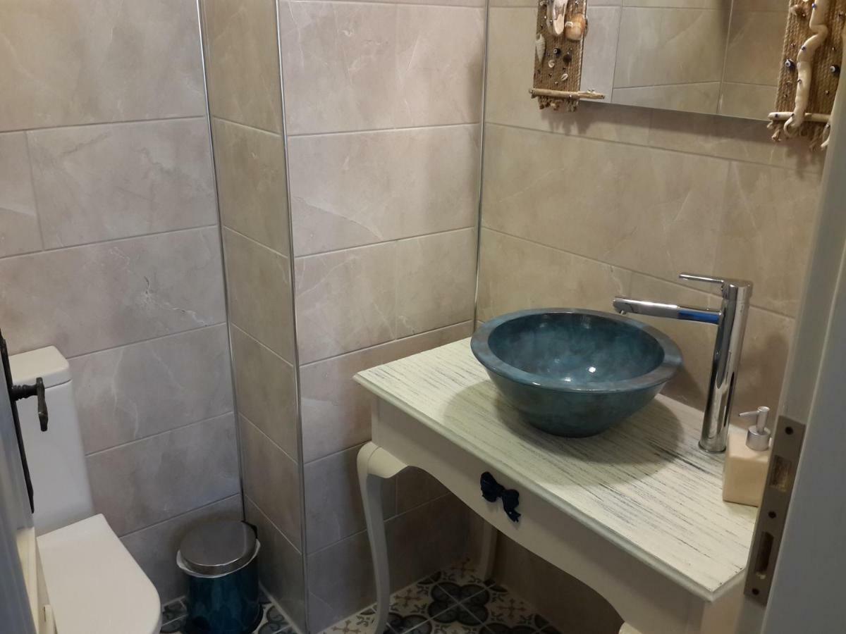 Ayvalı Gizemli Konak מראה חיצוני תמונה